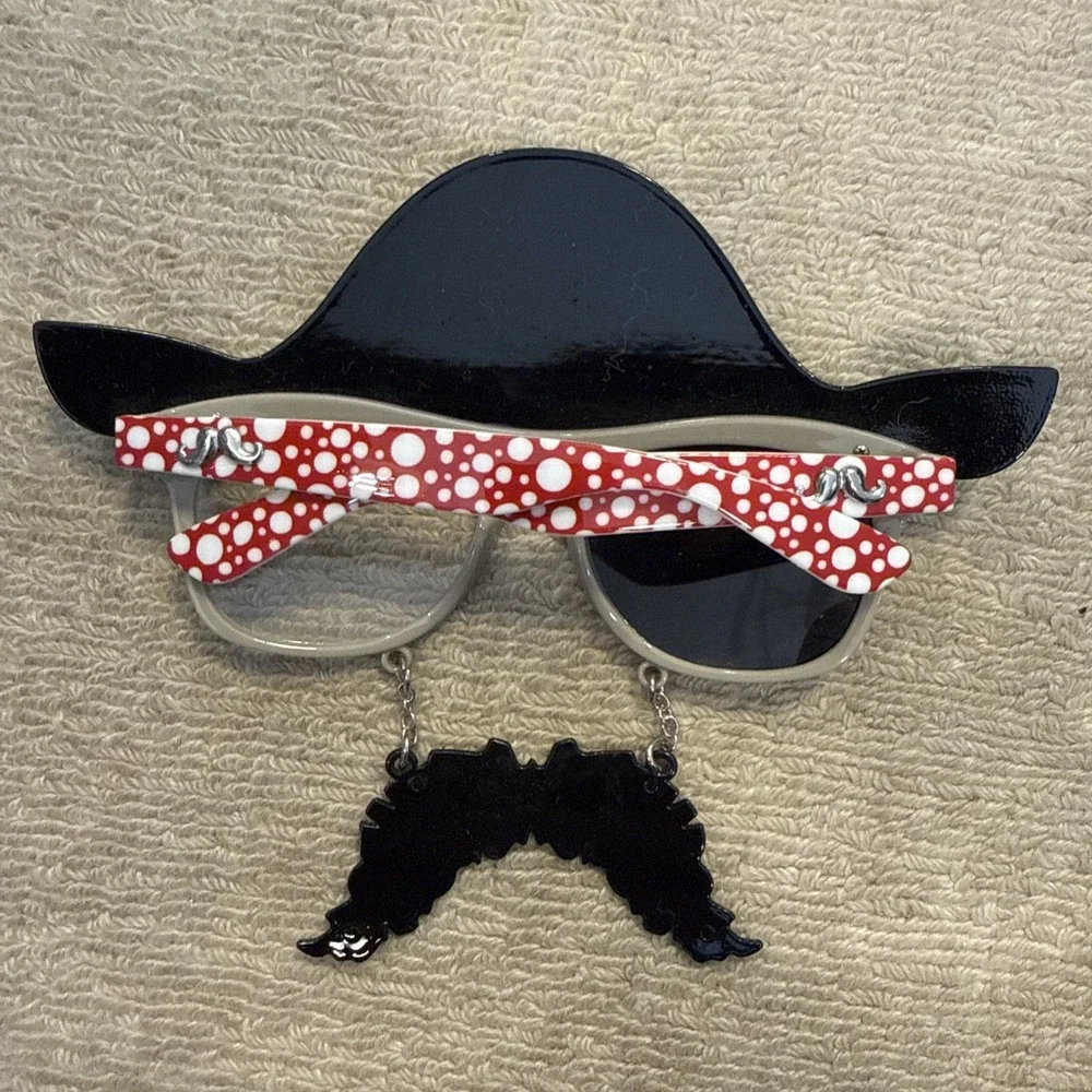 Sun Staches Unisex Pirate with Mustache One Eye & Hat Sunglasses - Halloween